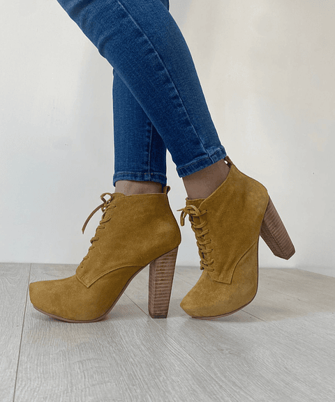 Las Vegas Reno Mostaza