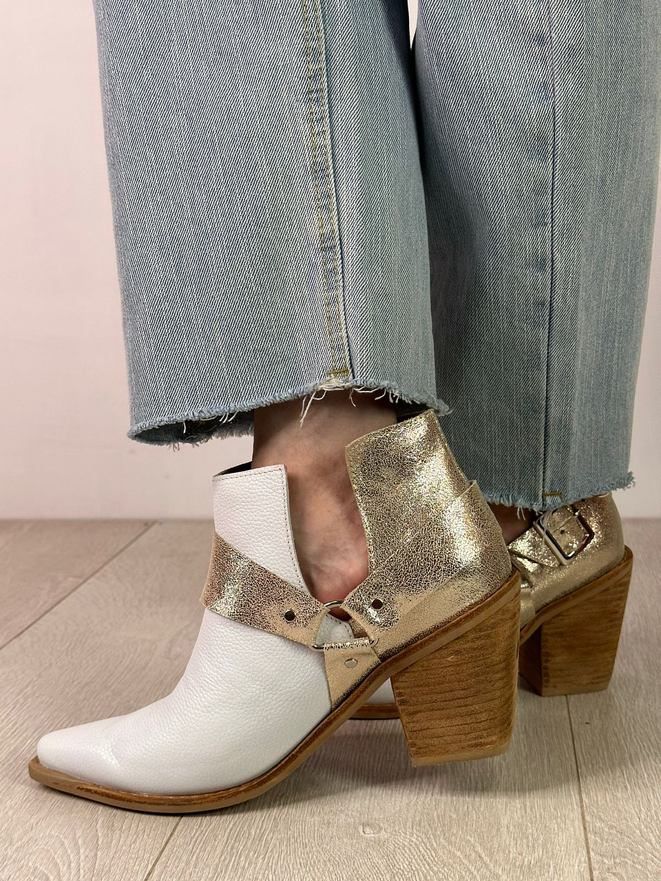 Texanos Antonella Blanco Con Dorado  1