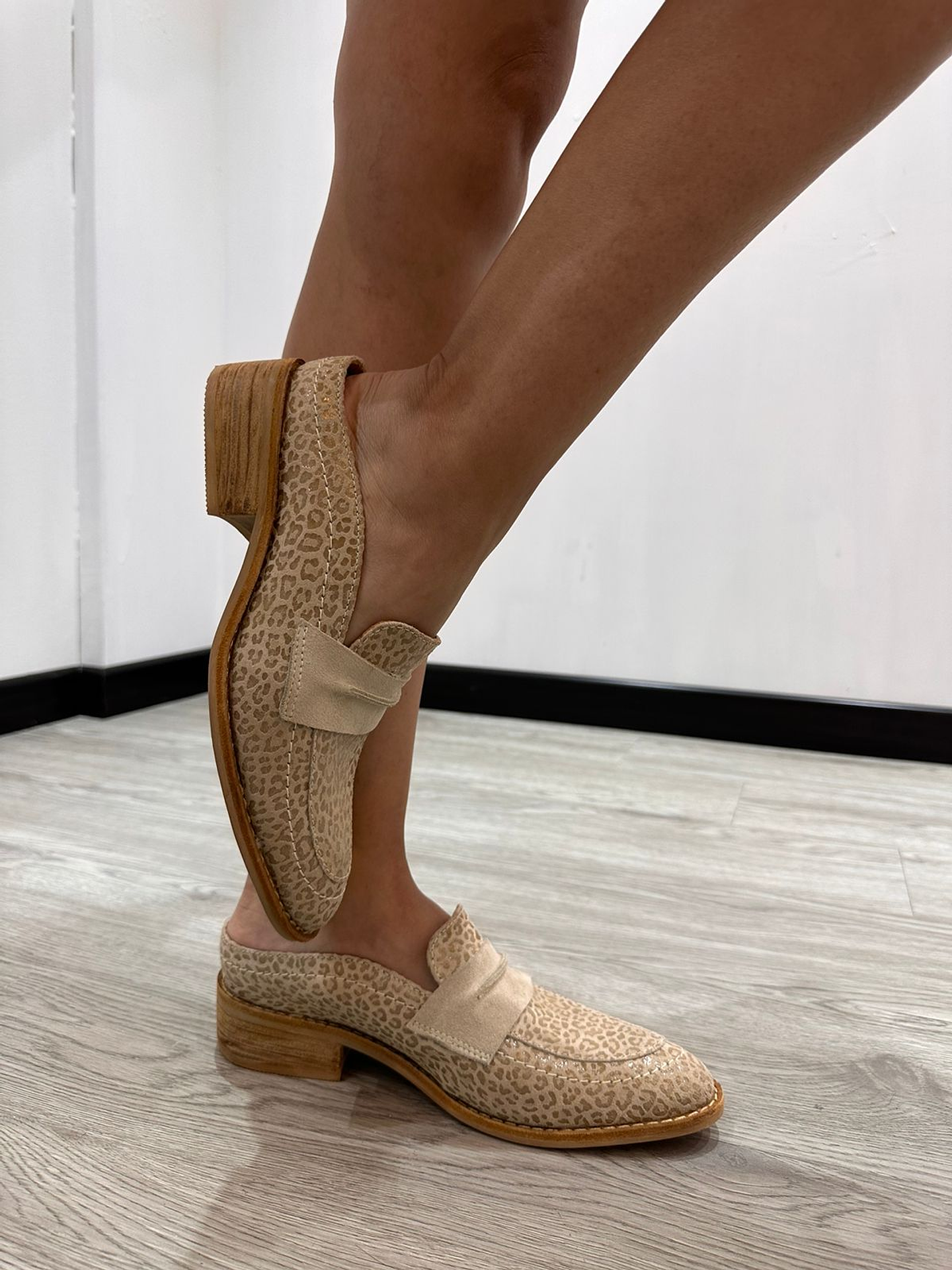 Amelia Chita Beige 4