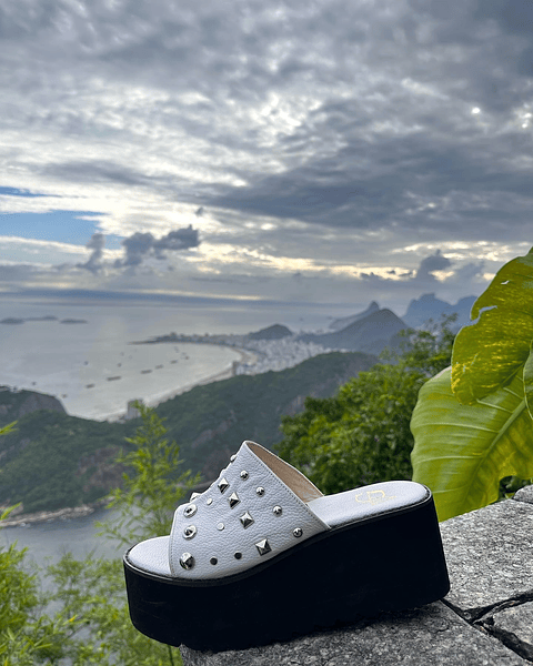 Gladys Cuero Blanco Tachas