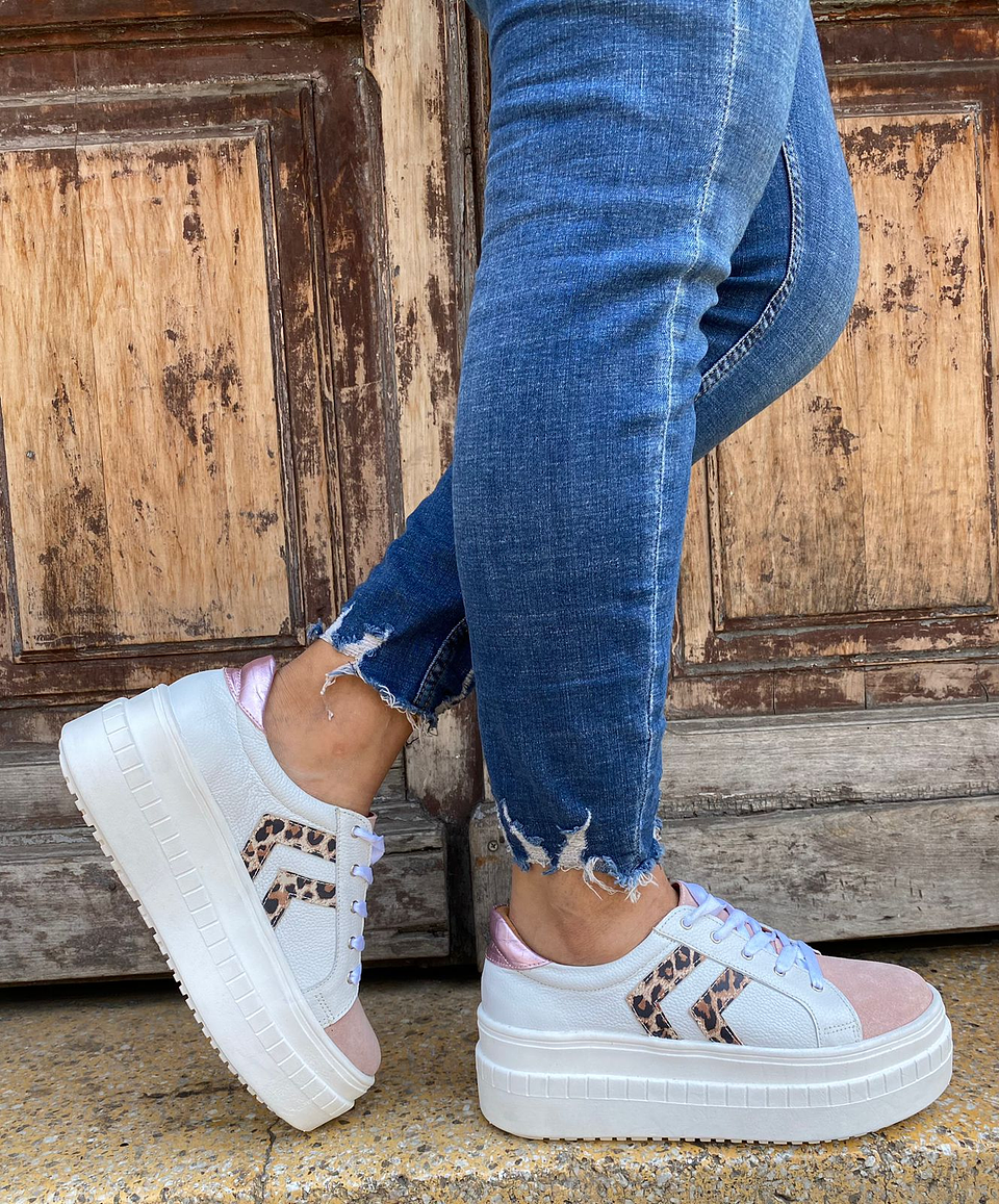 Rafaella Reno Rosado y Cuero Blanco Con Lineas Animal Print 1