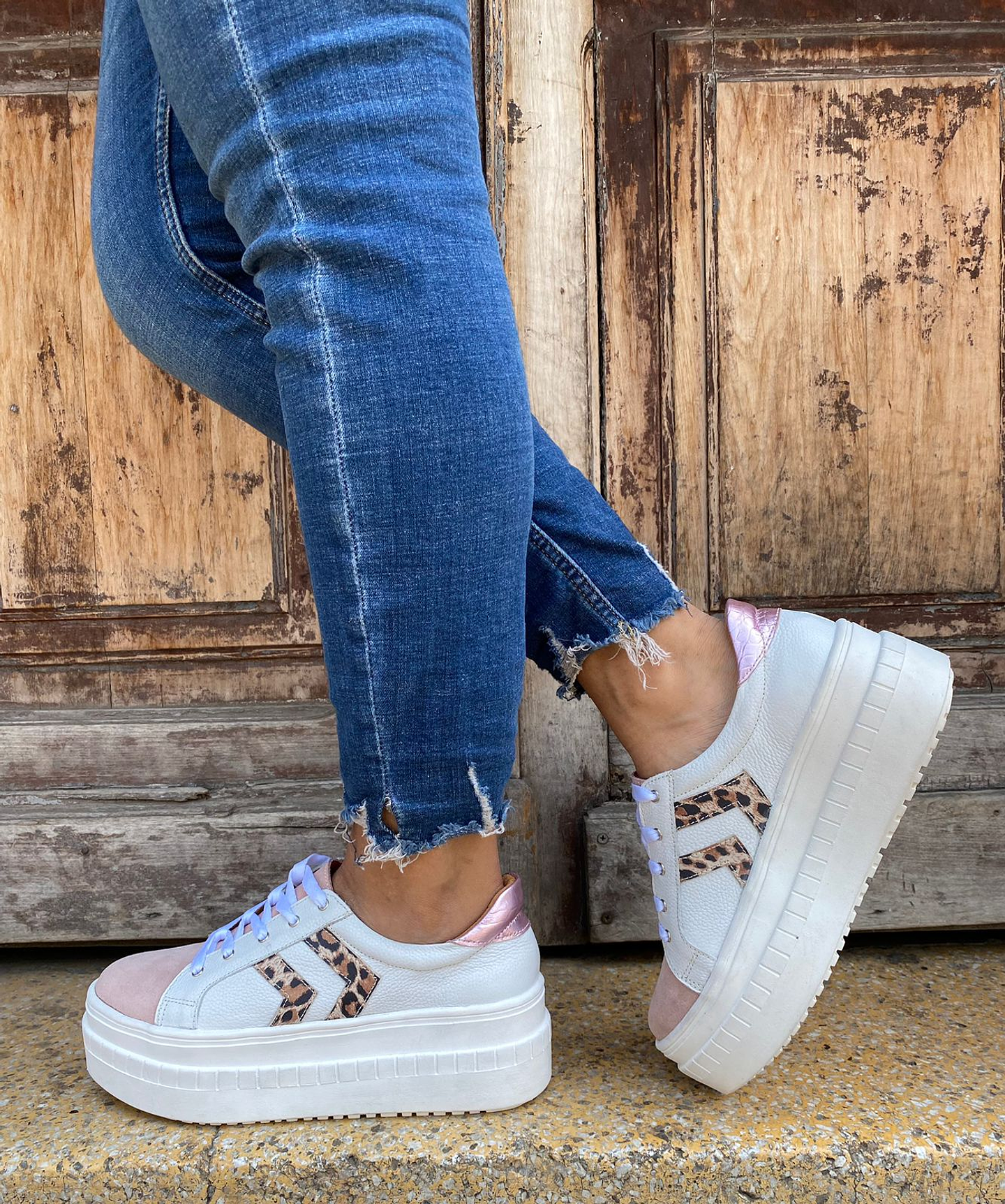 Rafaella Reno Rosado y Cuero Blanco Con Lineas Animal Print 2