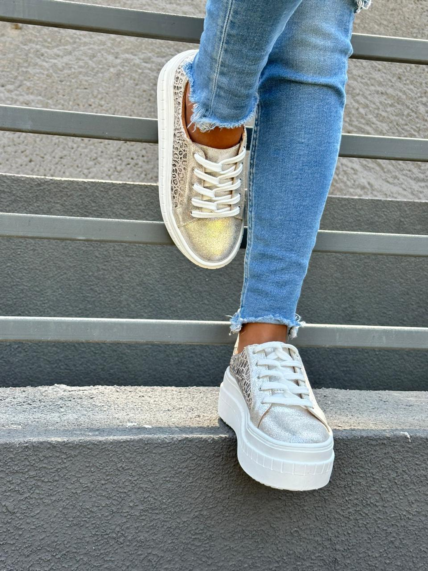 Miami Croco Dorado Claro 5