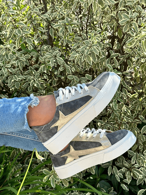 Valeria Gris-Estrella Dorado