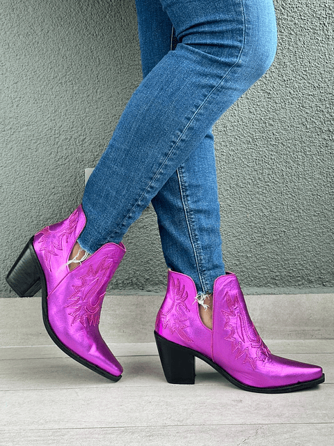 Betzabe Cuero Fucsia Metalizado