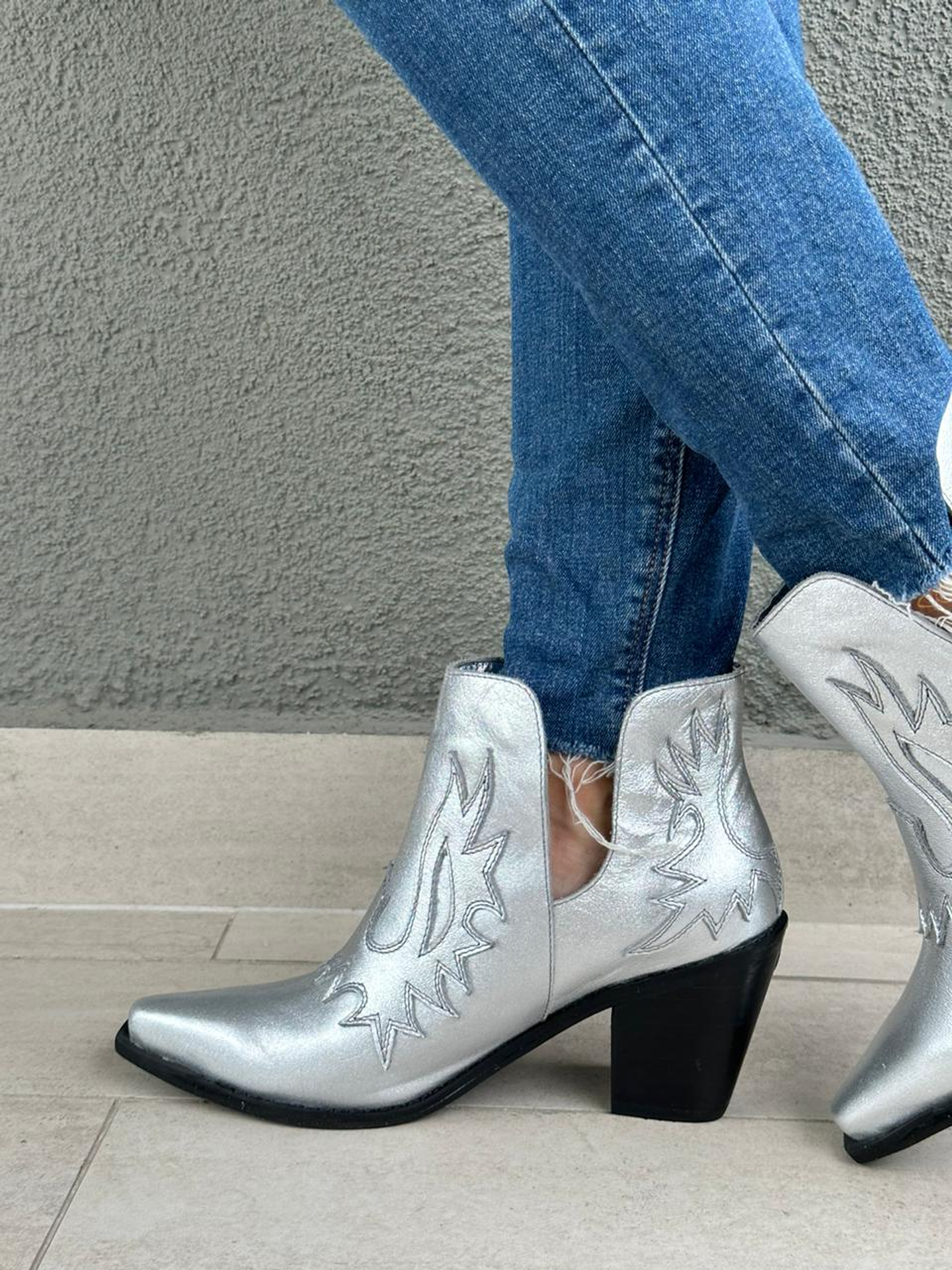 Betzabe Cuero Plata 3