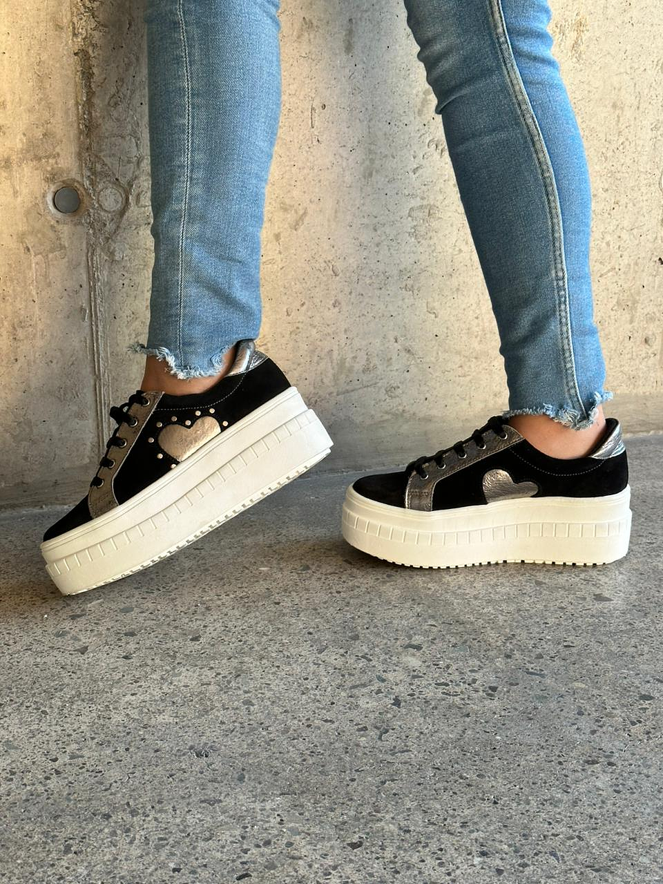 Isabella Reno Negro 5