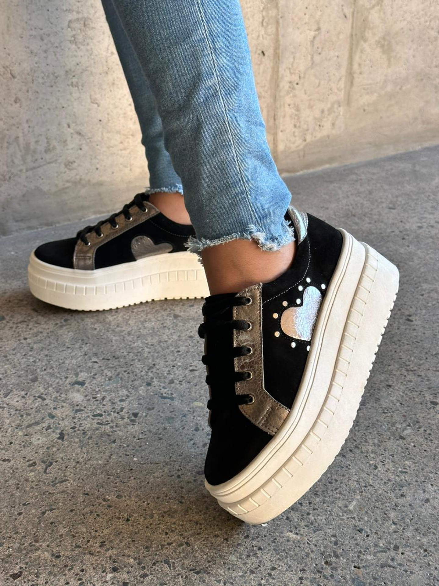 Isabella Reno Negro 7