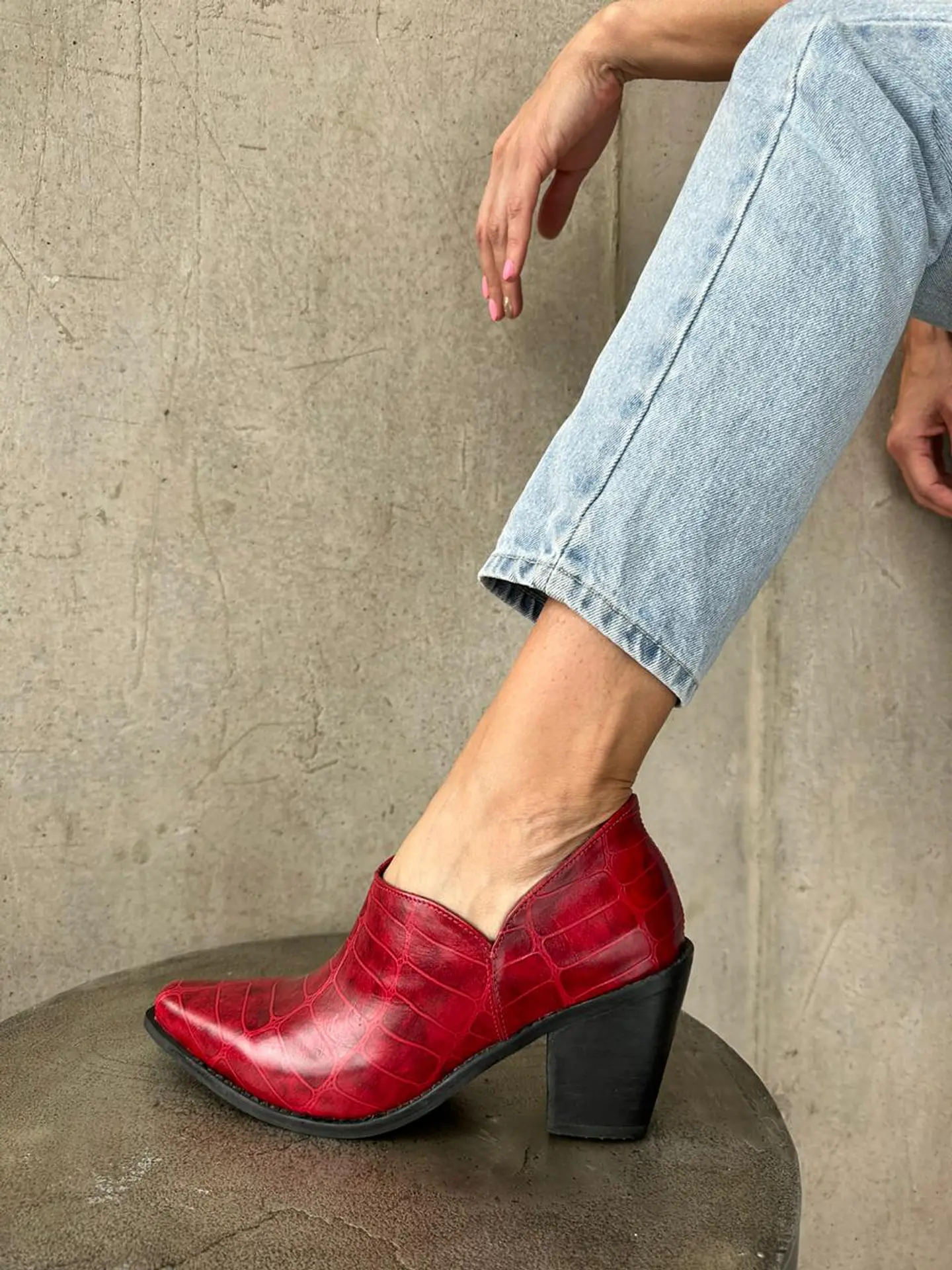Antonia Lagarto Rojo 4