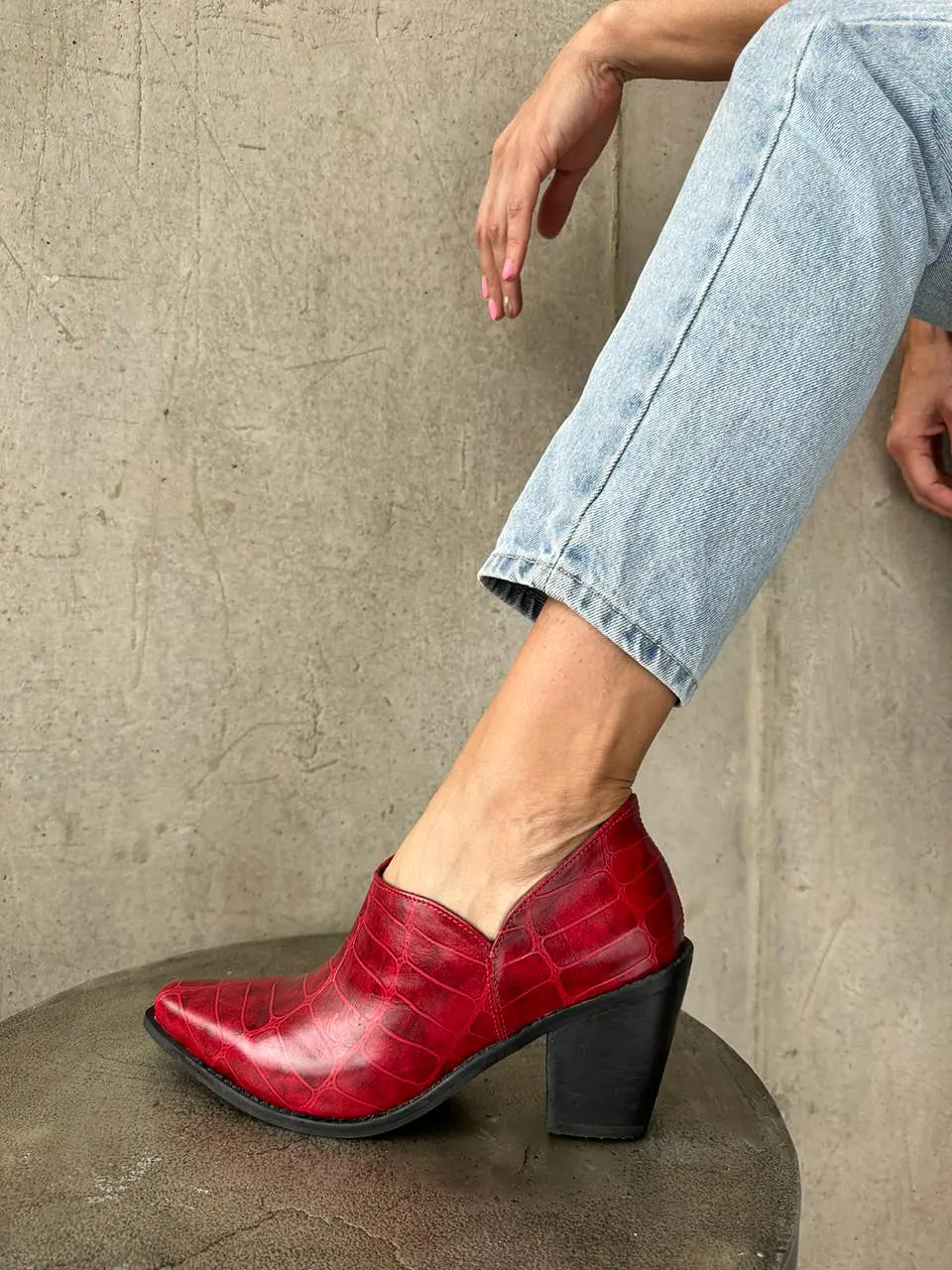 Antonia Lagarto Rojo 4