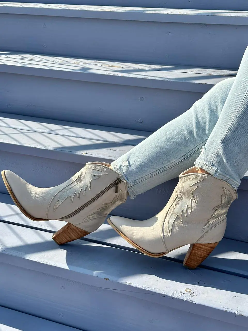 Paula Cuero Beige 1