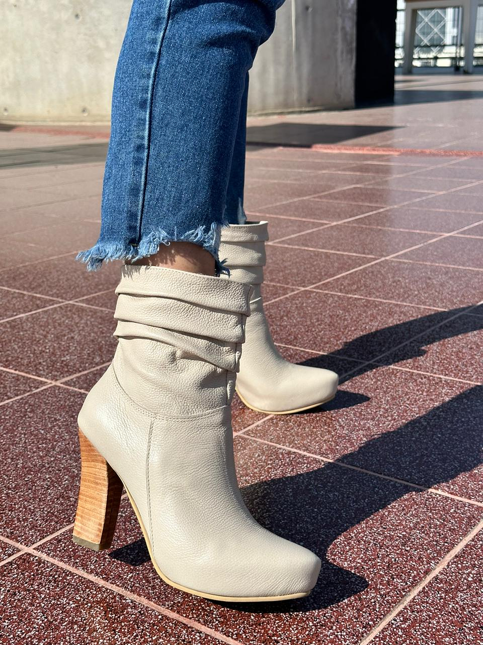 Chicago Cuero Beige 1