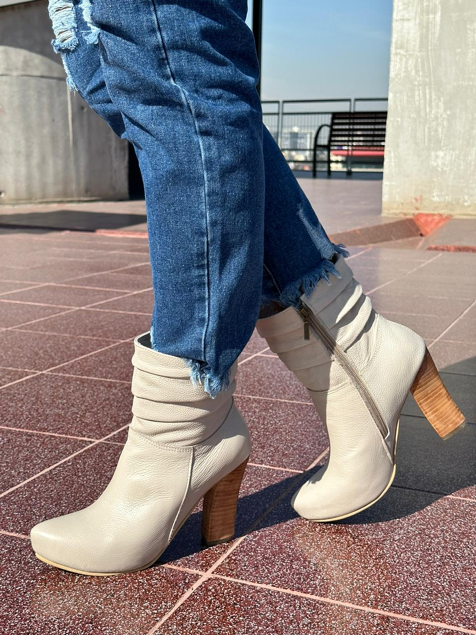 Chicago Cuero Beige 2