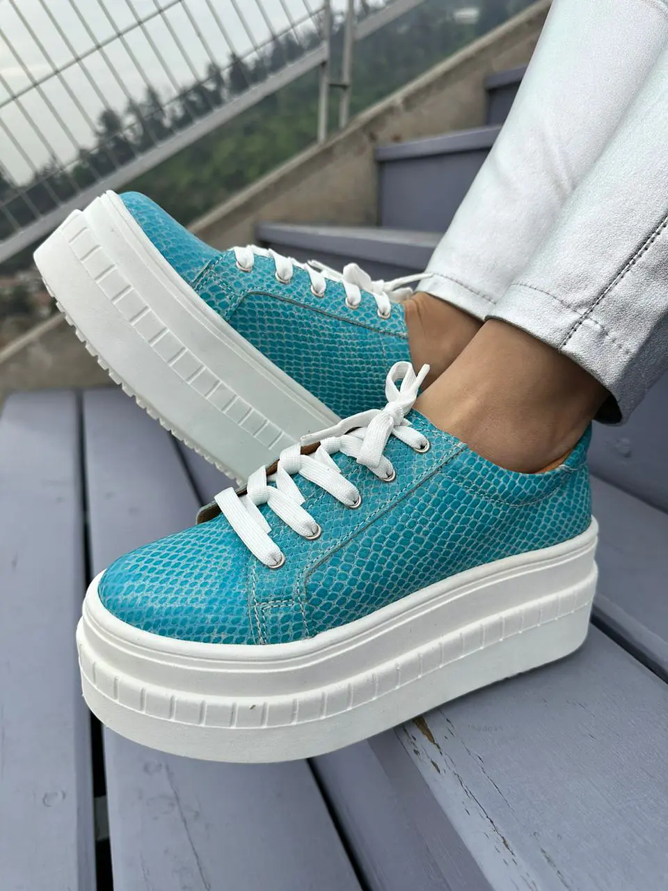 Miami Croco Celeste 7