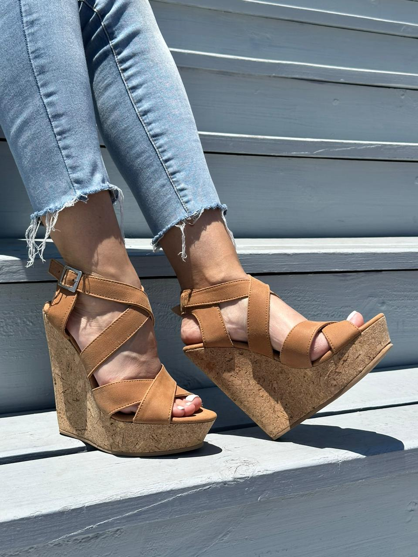 Gabriela Cuero Camel 4