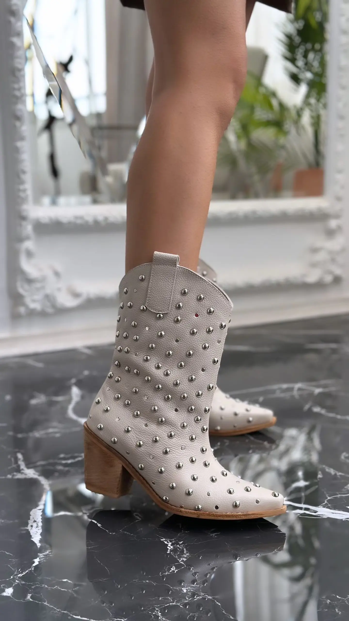 Agustina Cuero Beige 3