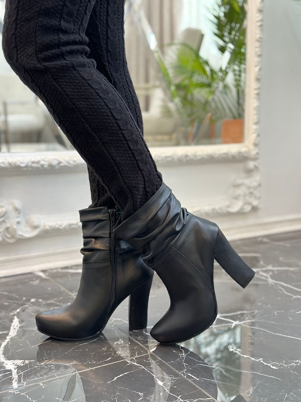 Chicago Cuero Negro- taco negro 5