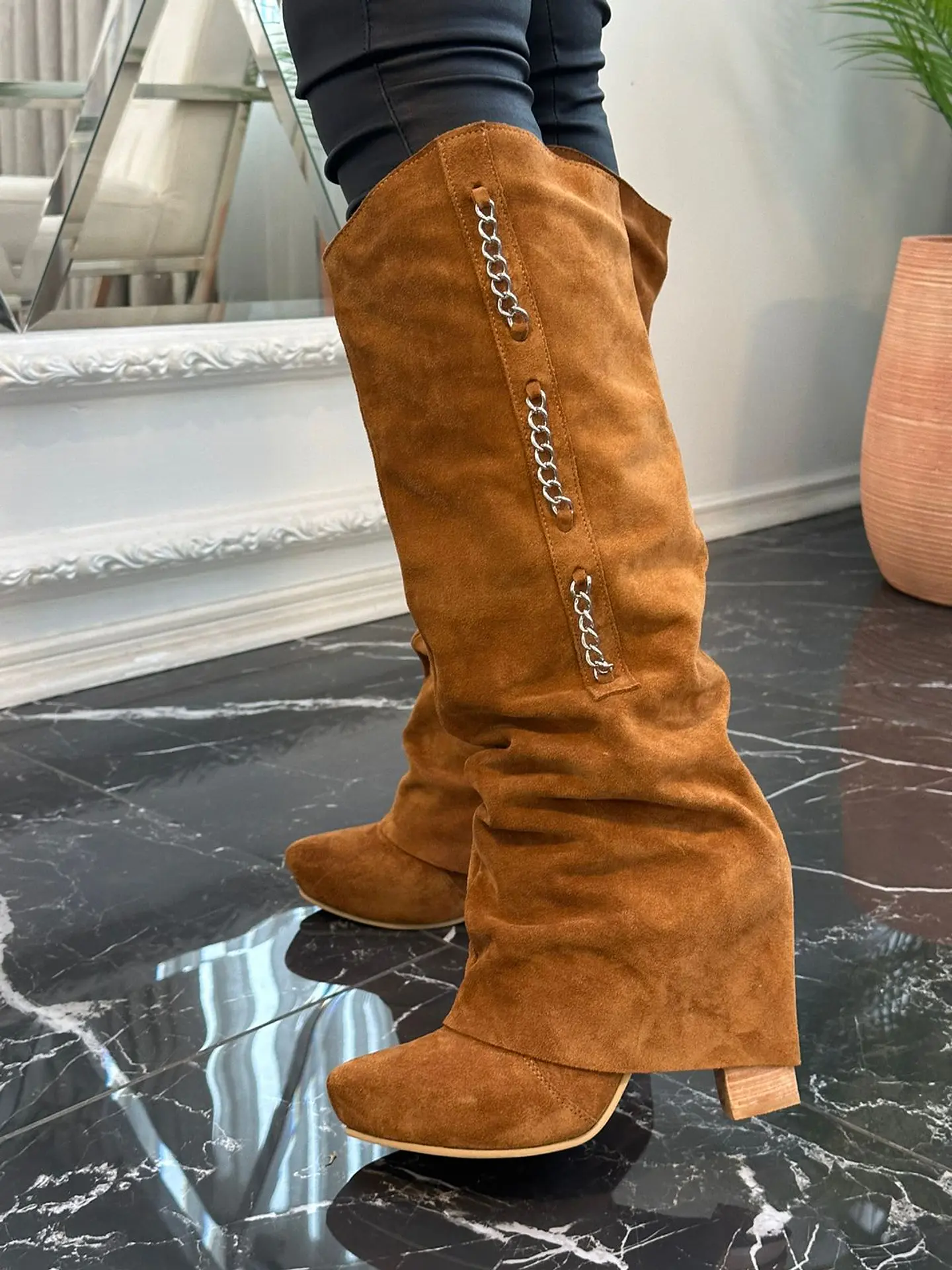 Pascuala Reno Camel 1