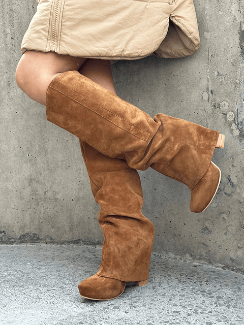 Pascuala Reno Camel sin cadenas