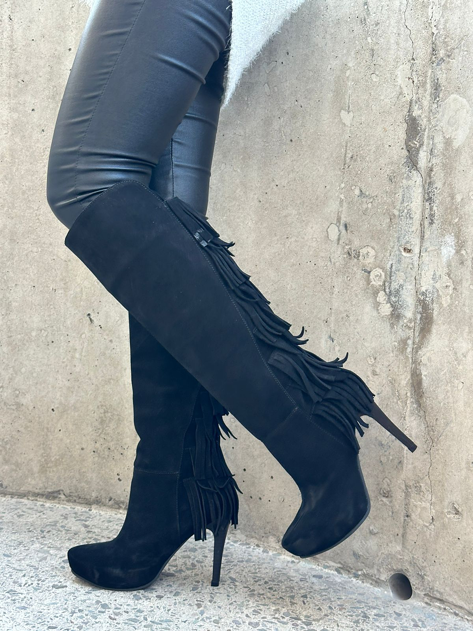 Michelle Reno Negro plataforma 7