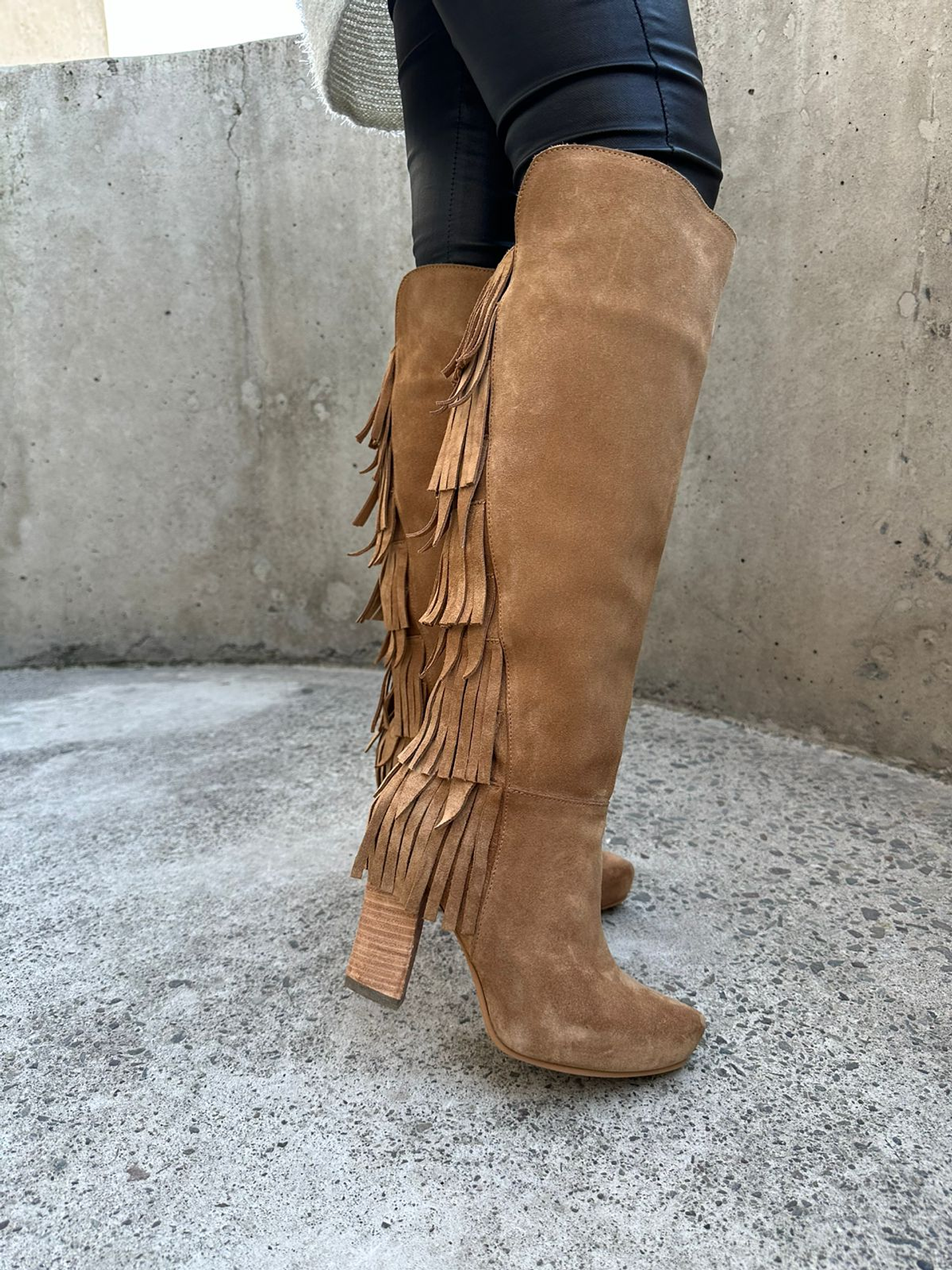 Michelle Reno camel plataforma 1