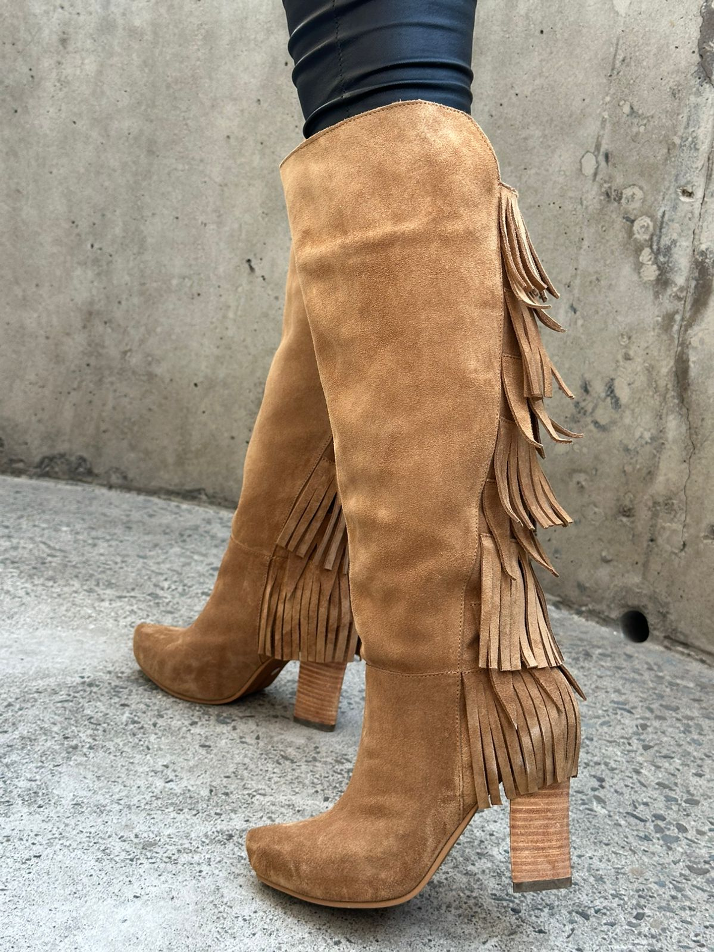 Michelle Reno camel plataforma 4