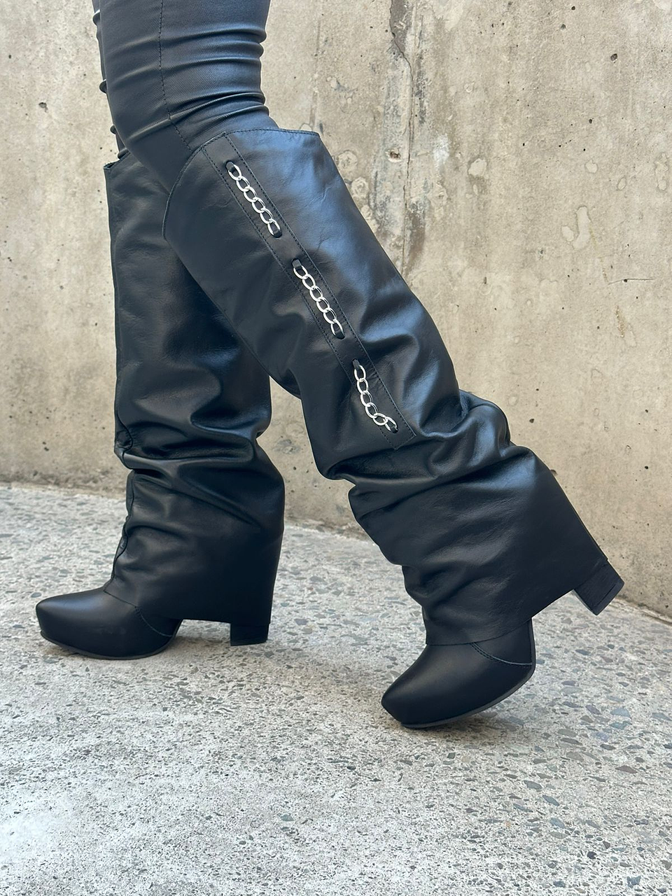 Pascuala Cuero Negro 5