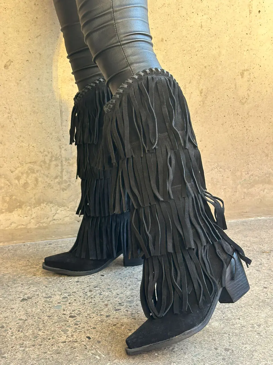 Isabella reno negro 4