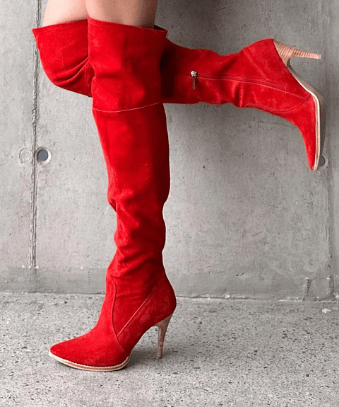 Bucaneras Qatar reno rojo