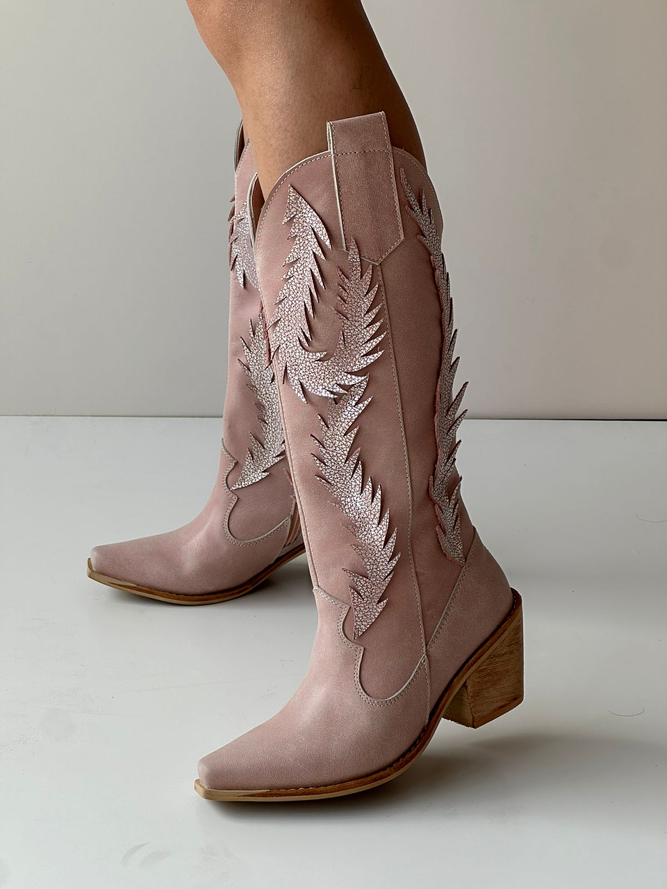 Arizona Cuero Rosado 2