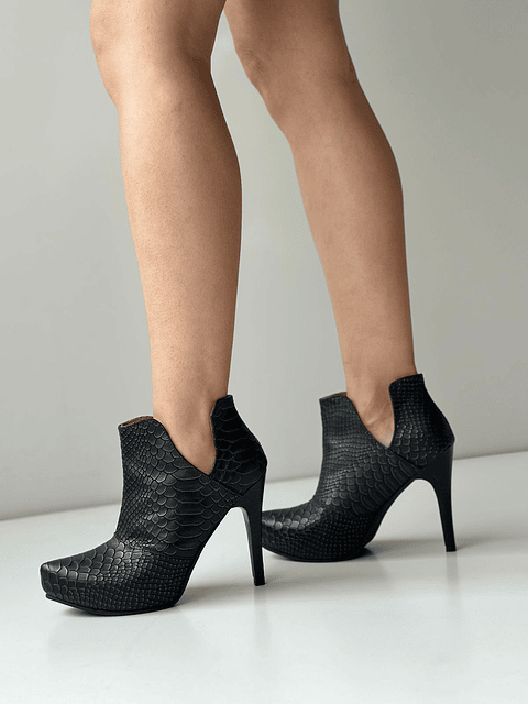 Barcelona lagarto negro