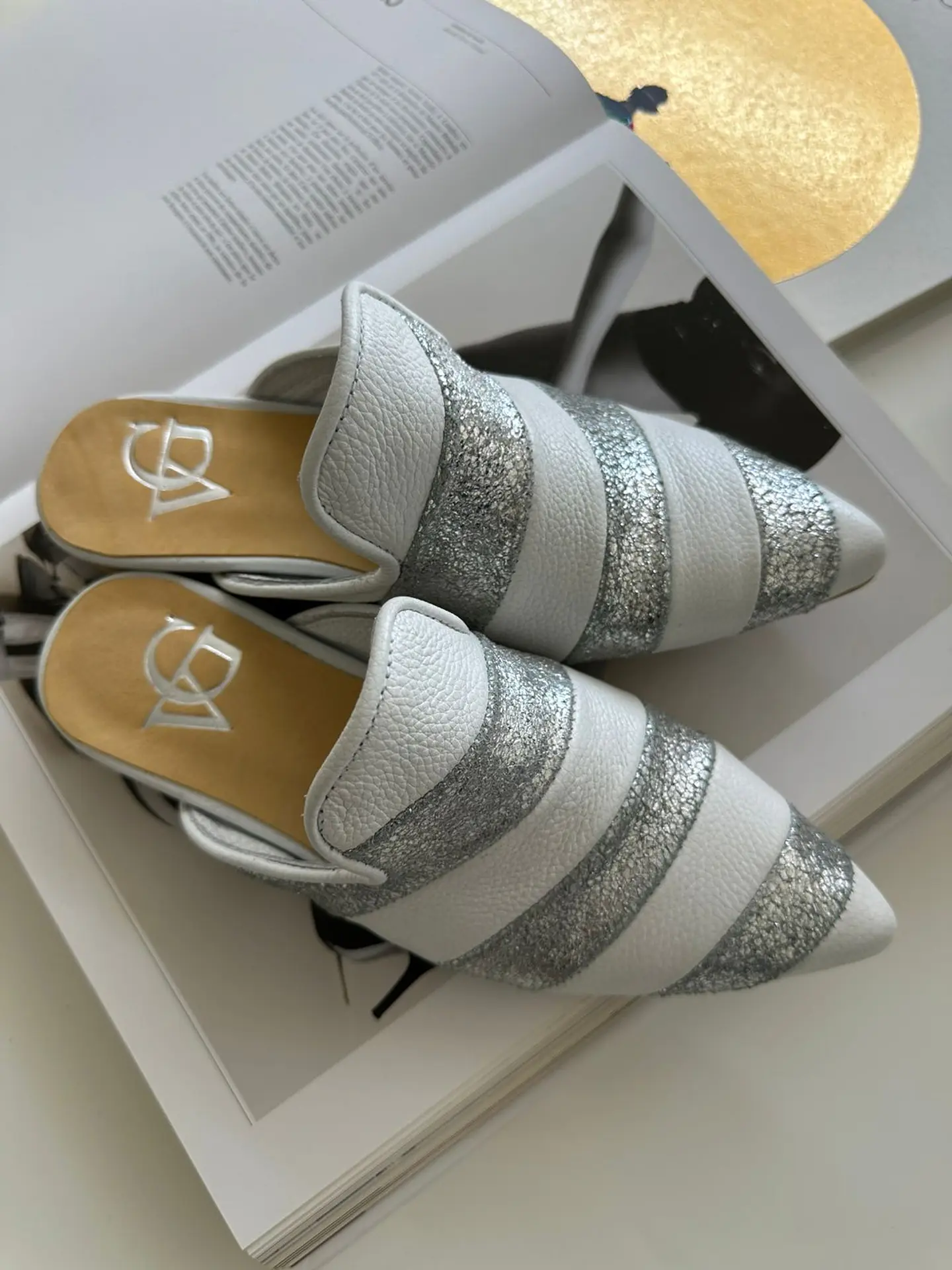 Antonia blanco gliter plata 6