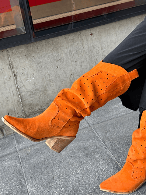 Matilda Reno naranjo