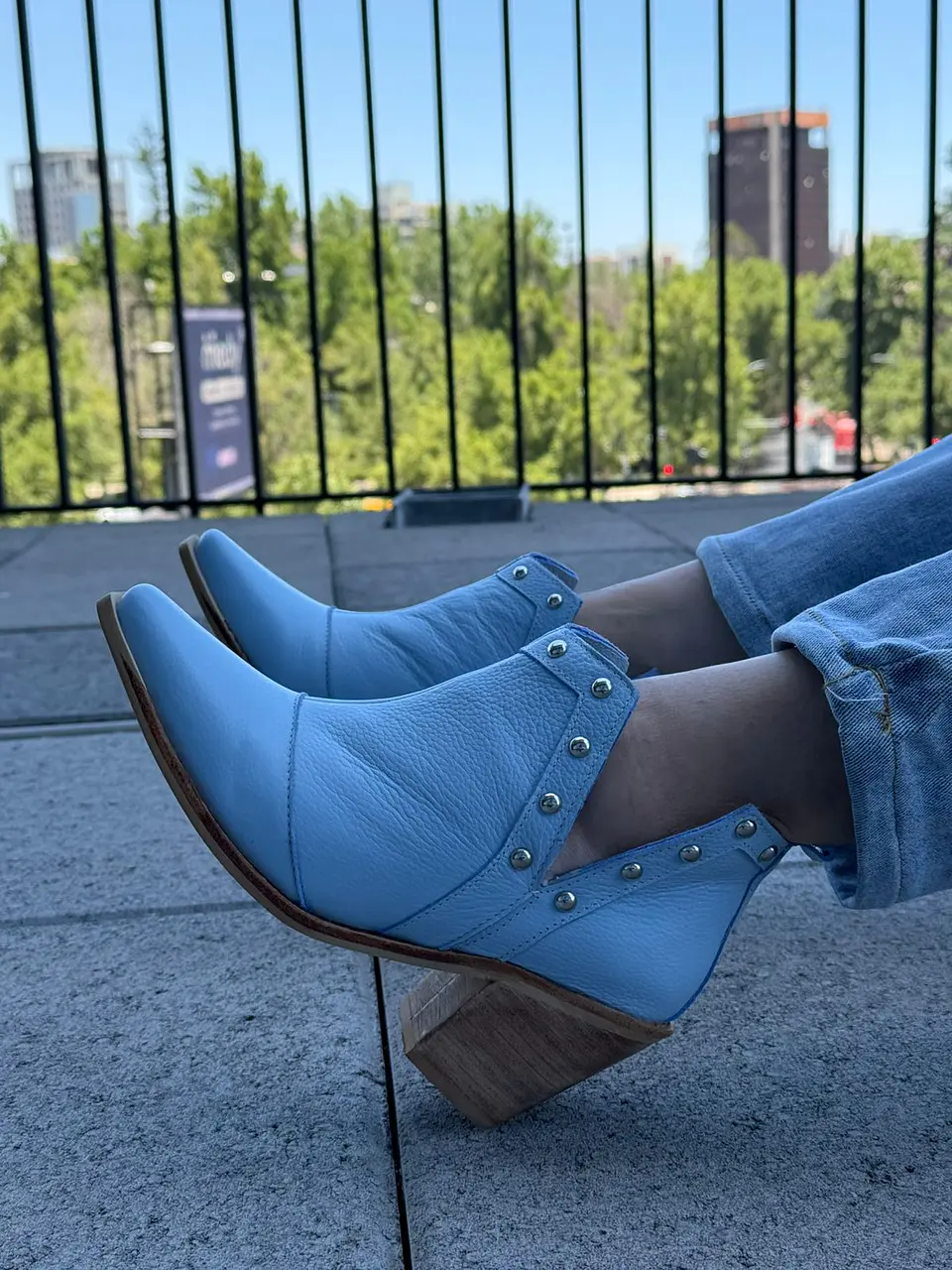 Mia Cuero Celeste Bebe 4