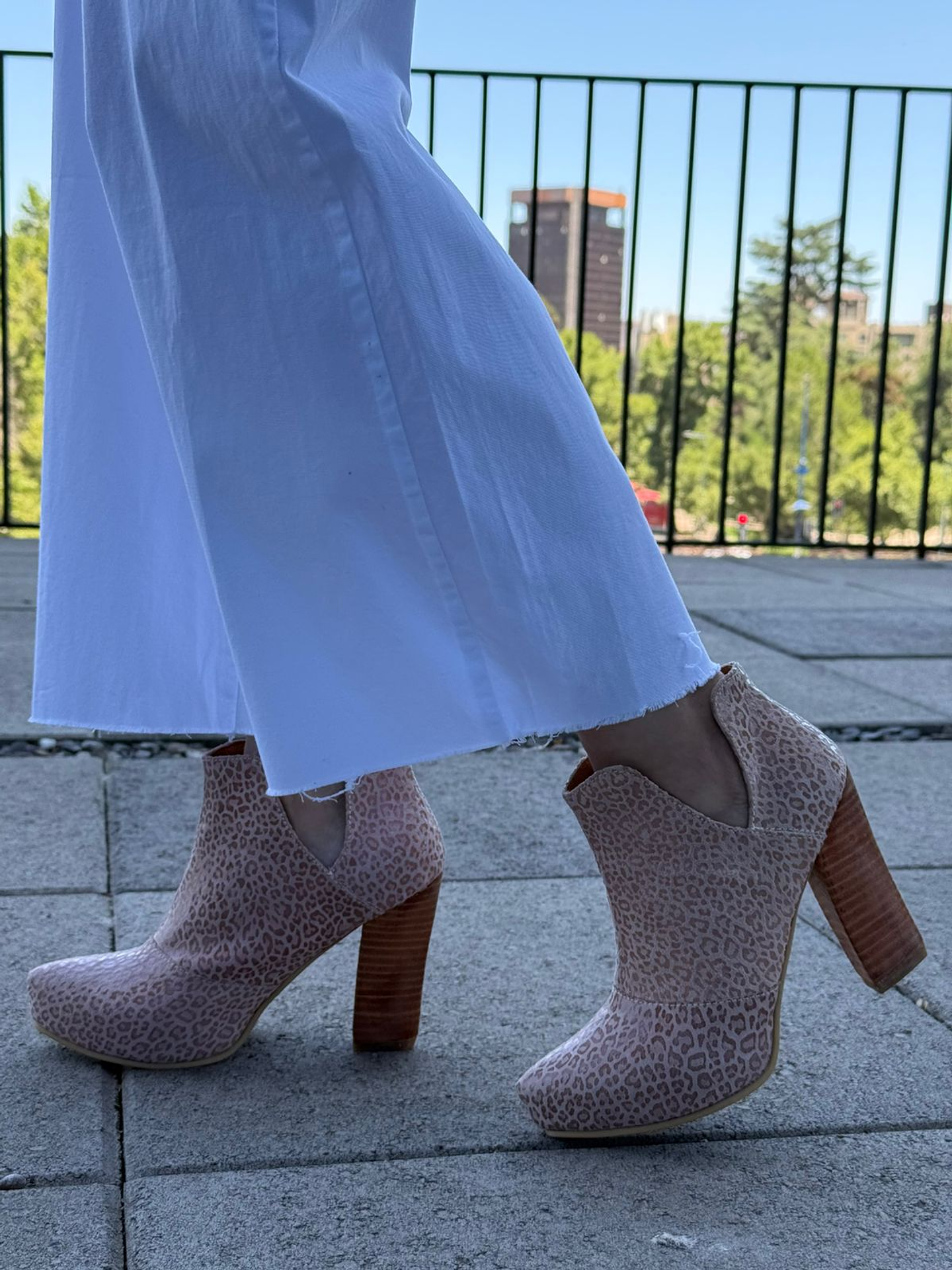 Barcelona chita rosado 3