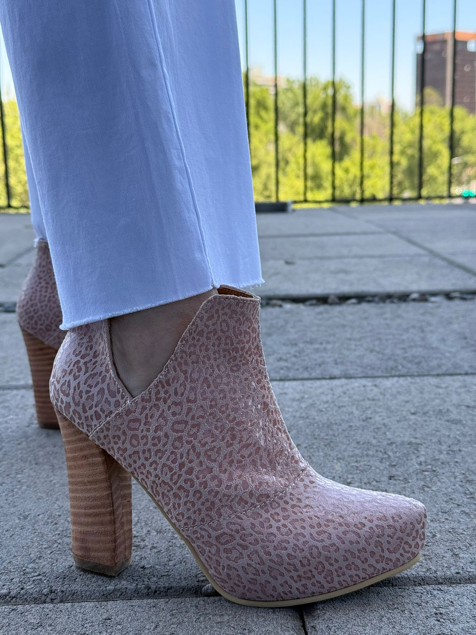 Barcelona chita rosado 4