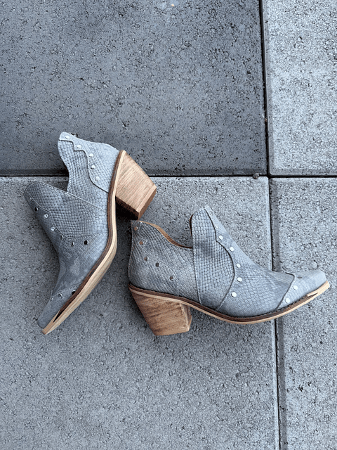 Meliza  Rapsodia gris