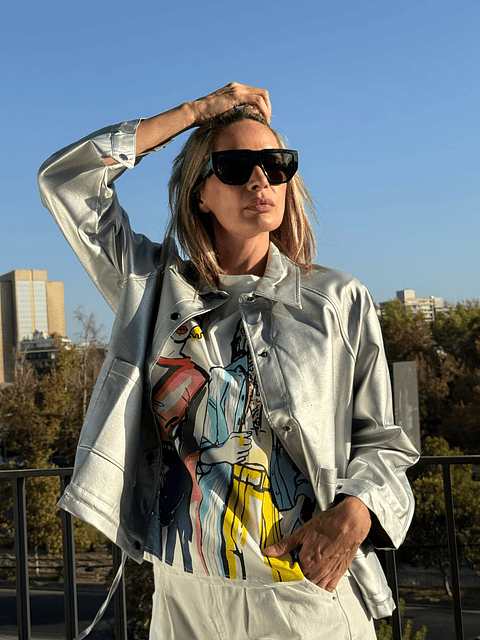 Chaqueta ecocuero plata