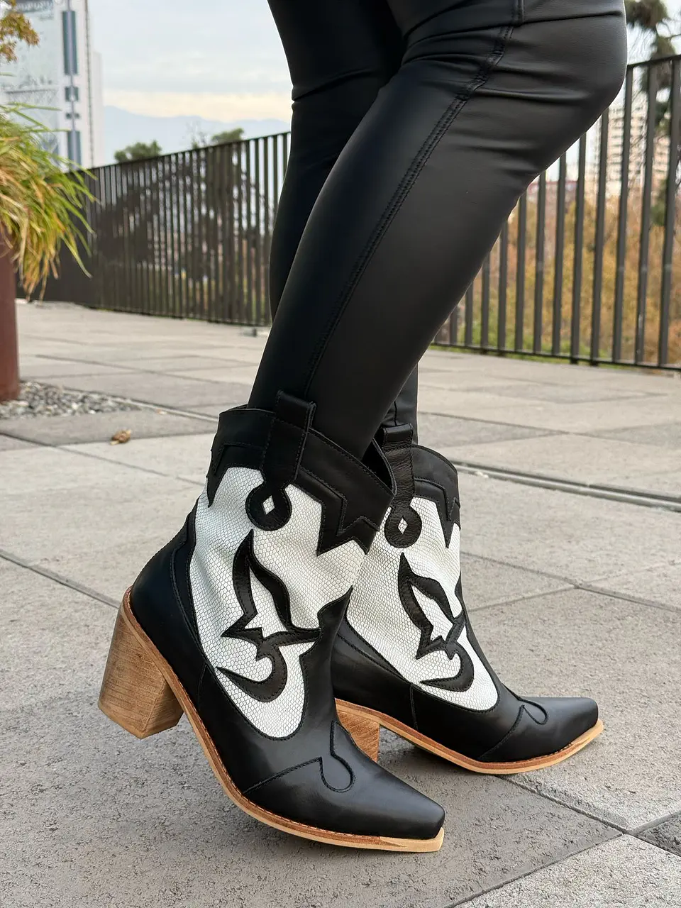 Victoria negro/blanco 4