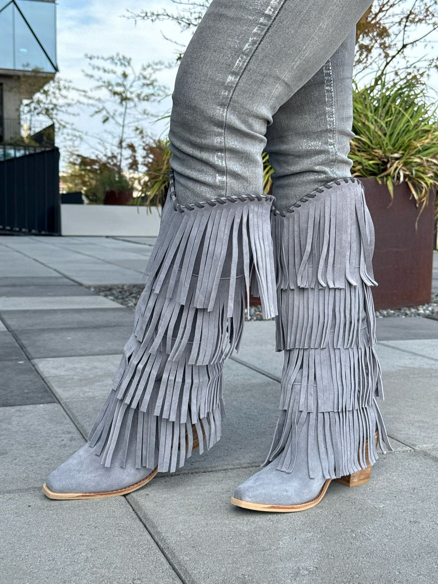 Isabella reno gris 1