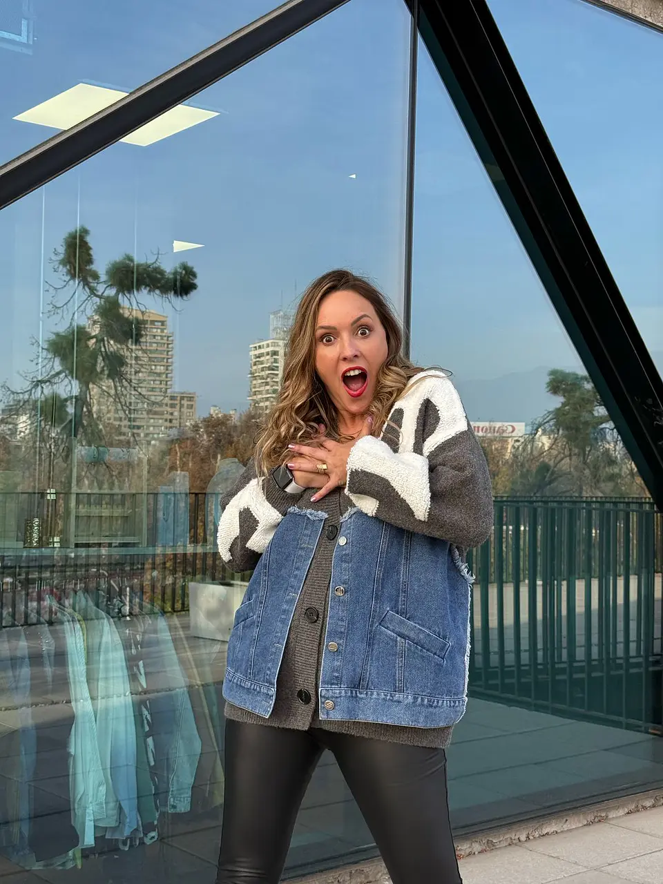 Suéter de lana y Denim oversize 2