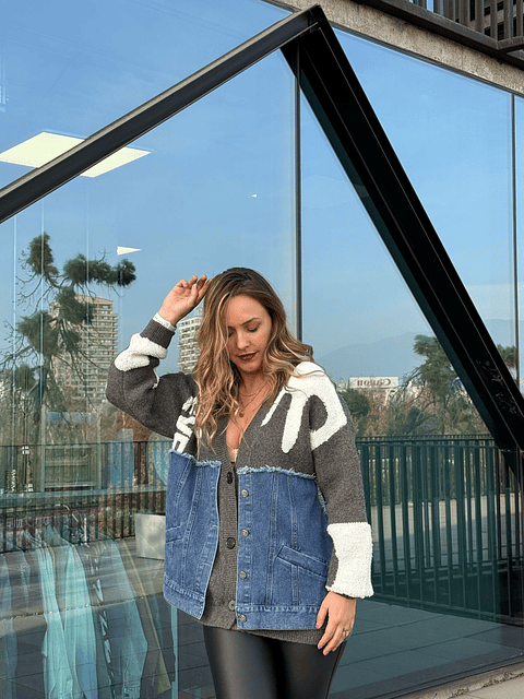 Suéter de lana y Denim oversize