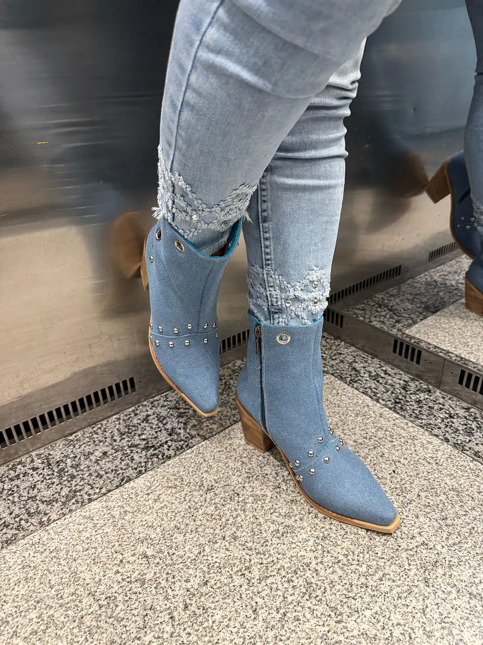 Botin Loreto celeste jeans 4