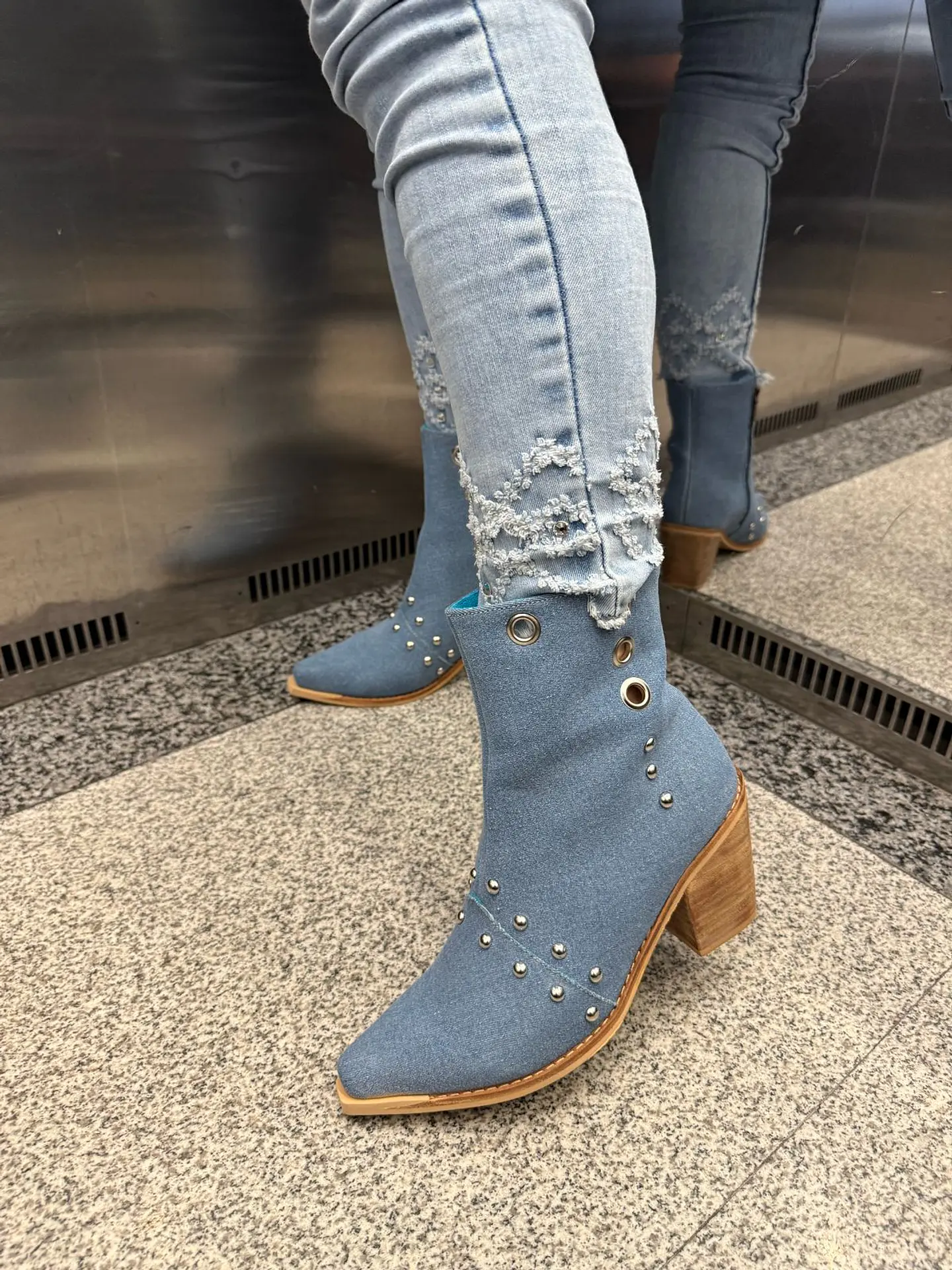 Botin Loreto celeste jeans 5