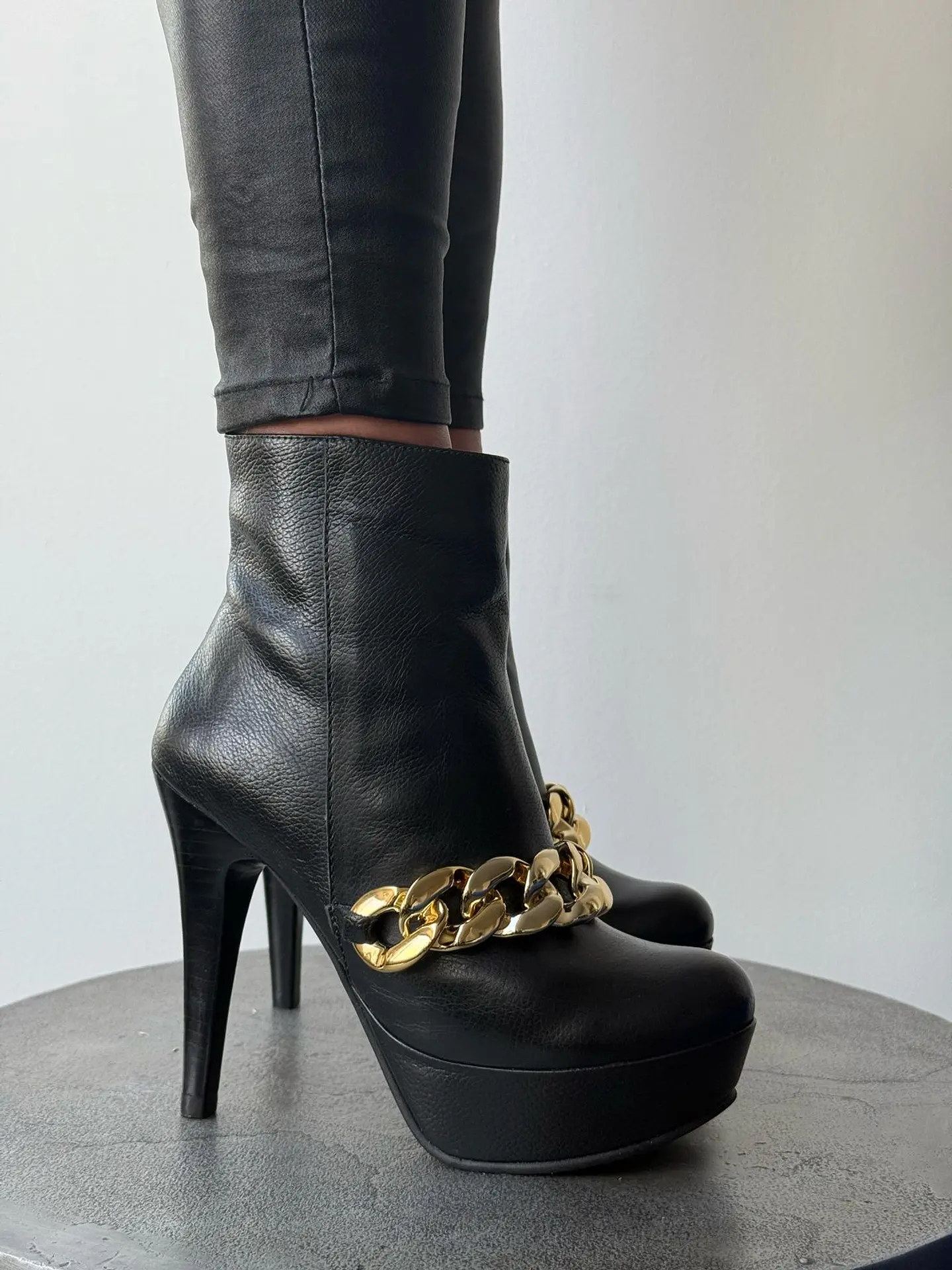 Botin Paris 6