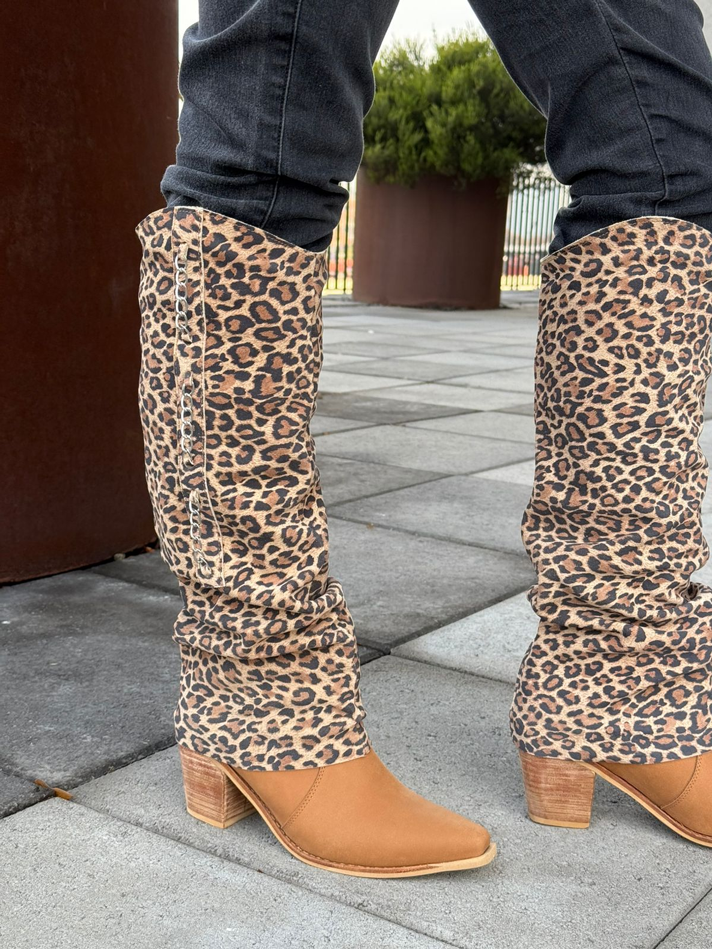 Pascuala camel/print 4