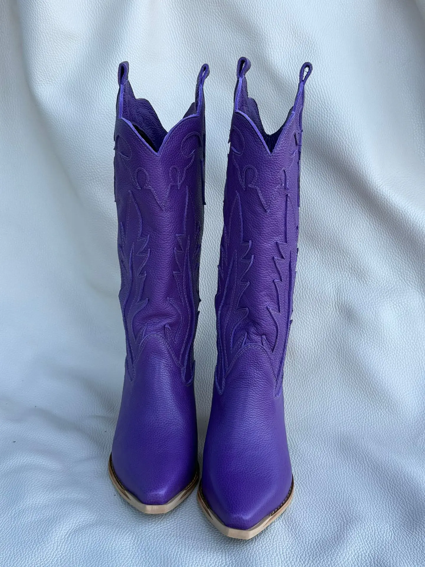 Ale cuero morado 6