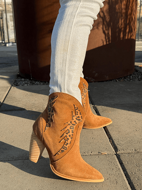 Paula Reno Camel con Animal Print