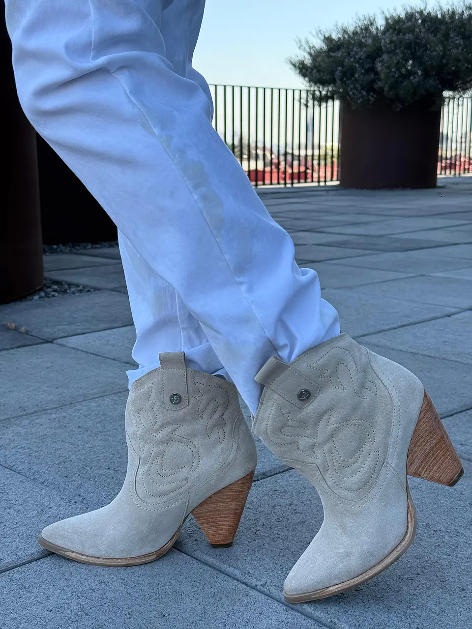 Botas Trilacat beige 5