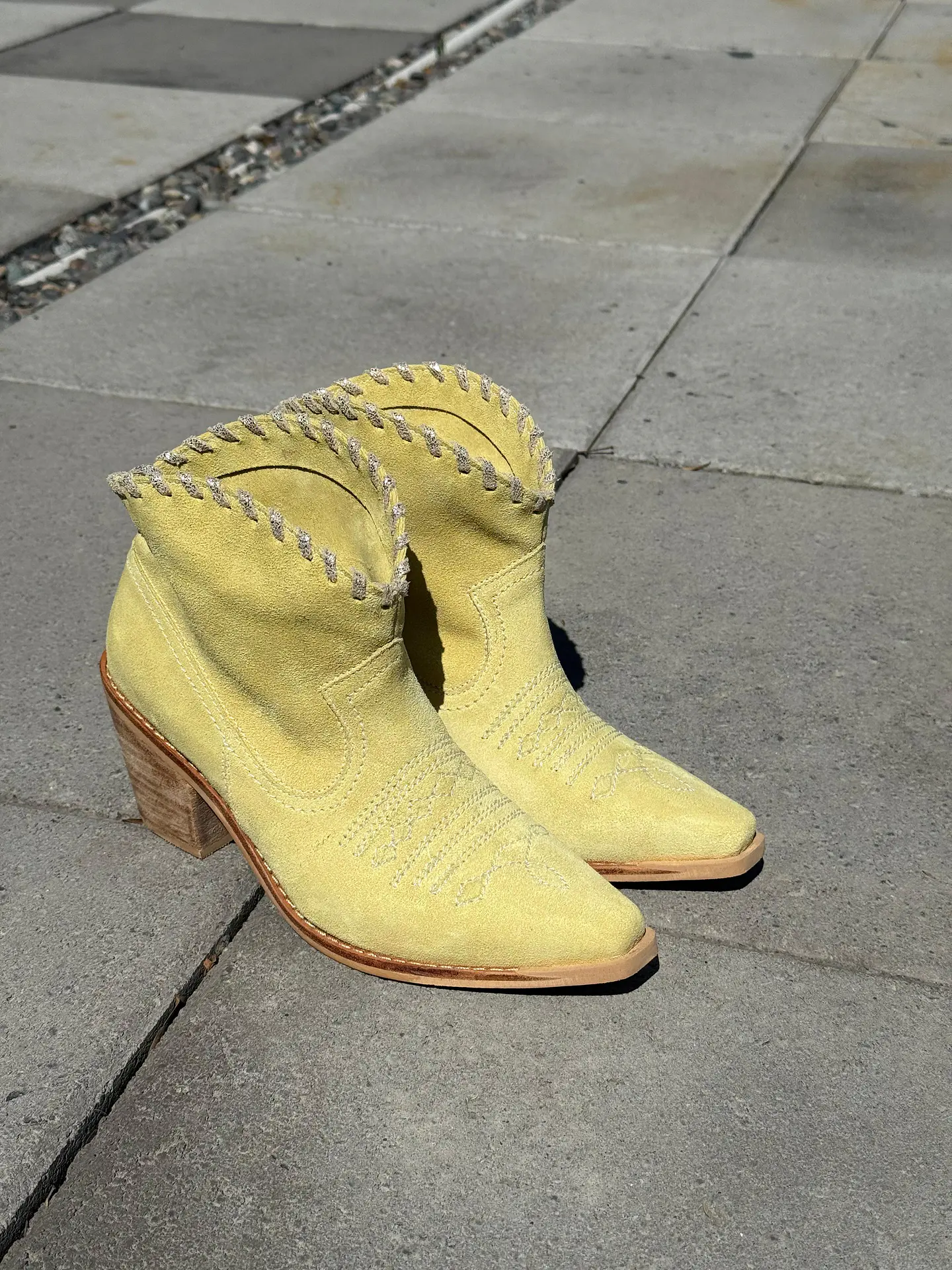 Texano Block amarillo 2